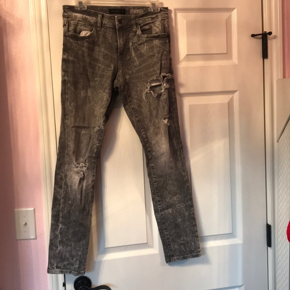 Super skinny jeans